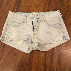 Women’s jean shorts